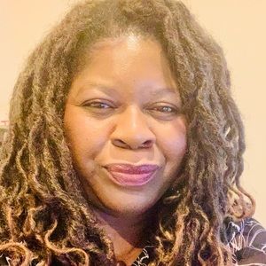 Meet your Posher, Michele